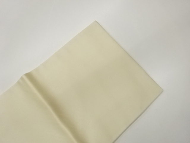  作家物　金彩手描き椿・南天模様名古屋帯